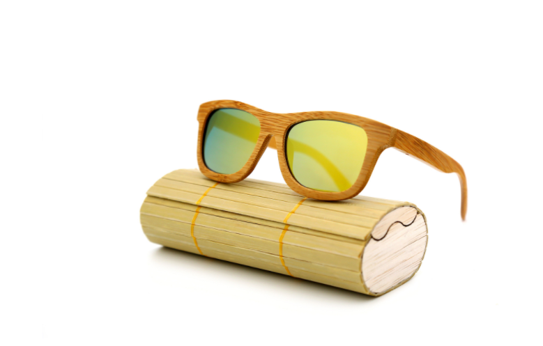Bamboo Sunglasses with Bamboo Case