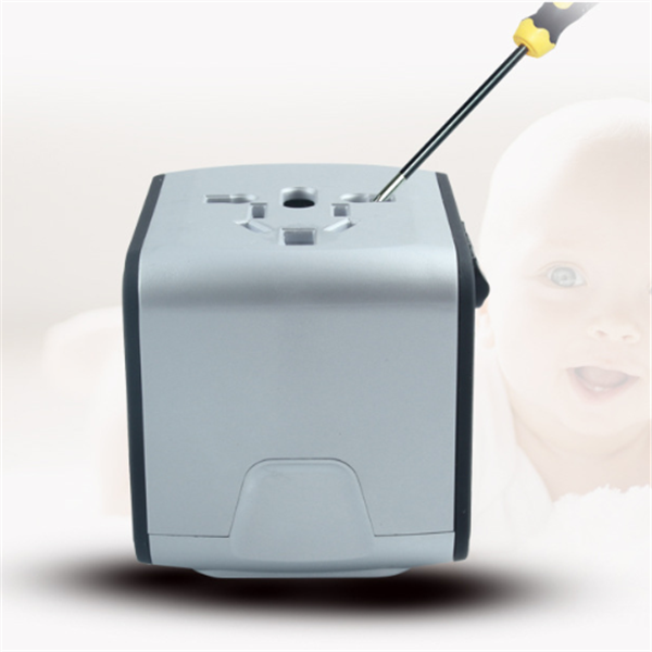 International Multi-Function Socket with 4 USB Ports